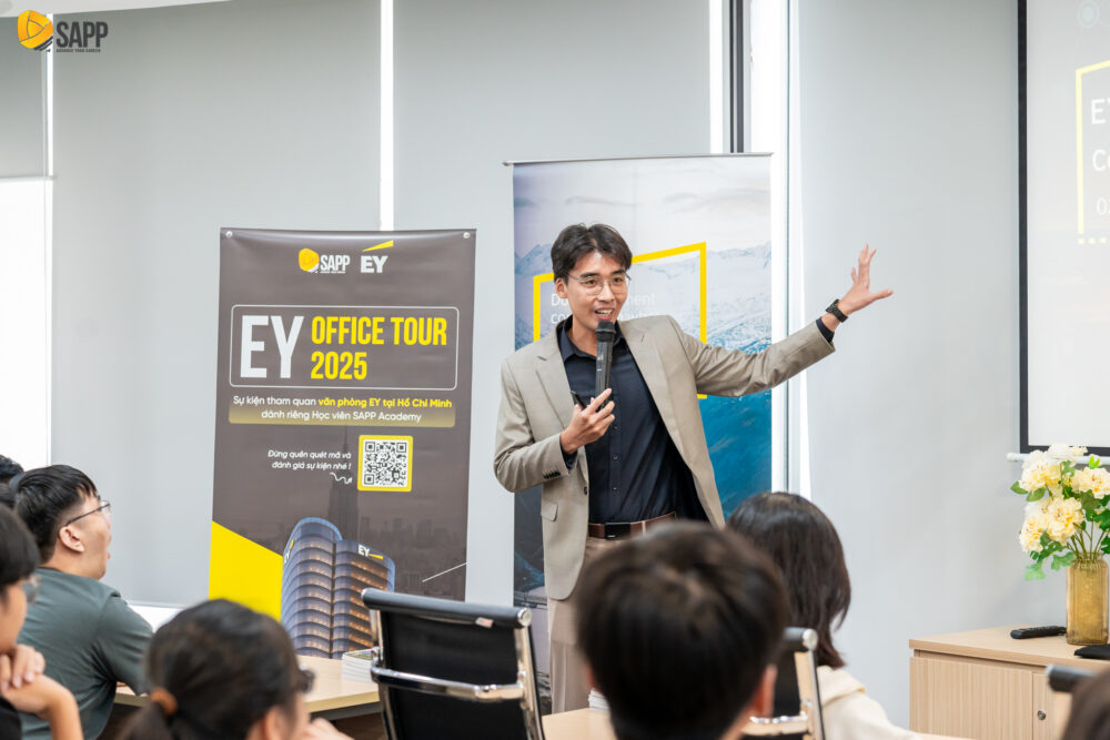 Học viên tham gia buổi workshop về Core Assurance với sự góp mặt của diễn giả Mr. Nguyễn Minh Thông – Chủ nhiệm phụ trách dịch vụ Kiểm toán của EY Vietnam